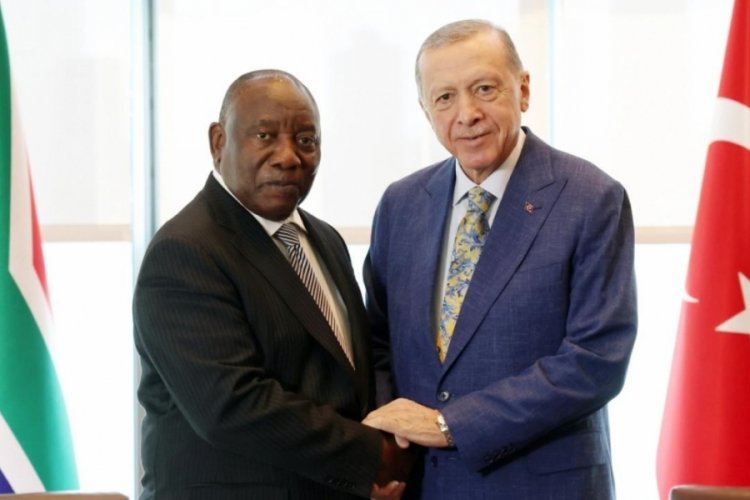 Cumhurbaşkanı Erdoğan, G&uuml;ney Afrika Cumhuriyeti Cumhurbaşkanı Cyril Ramaphosa ile g&ouml;r&uuml;şt&uuml;