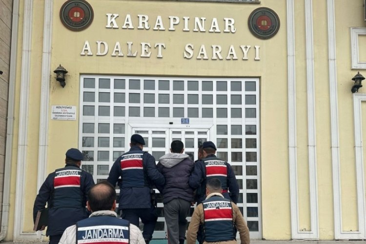 Konya'da 25 yıl hapis cezasıyla aranan ş&uuml;pheli evinde yakalandı