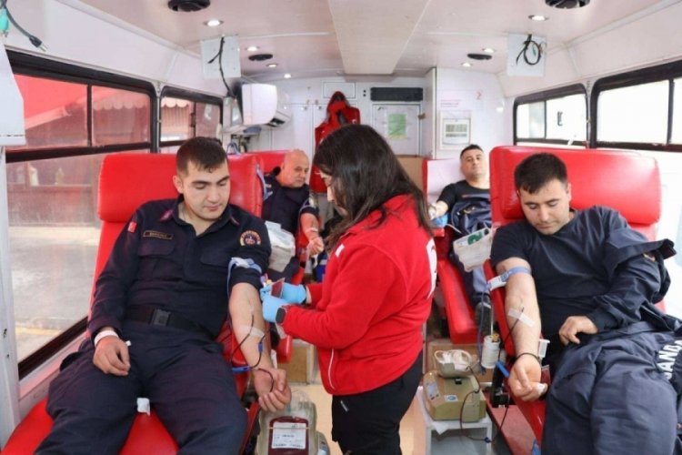 Mersin'de jandarma personeli kan bağışında bulundu