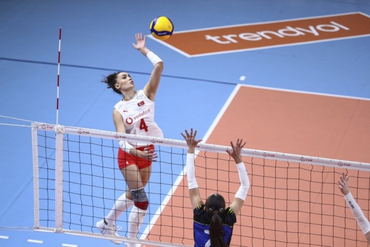 20 Yaş Altı Kadın Voleybol Mili Takımı yarı finalde