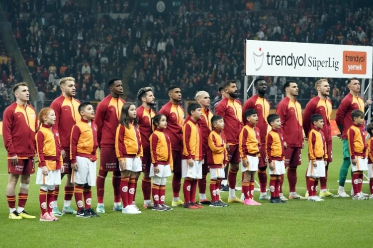 Galatasaray'da 2 değişiklik