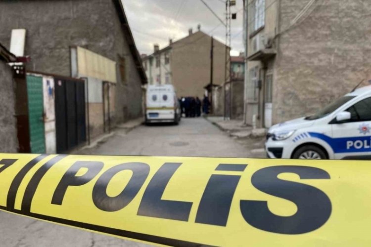 Diyarbakır'da &ccedil;ıkan silahlı olayda 1'i ağır 3 kişi yaralandı