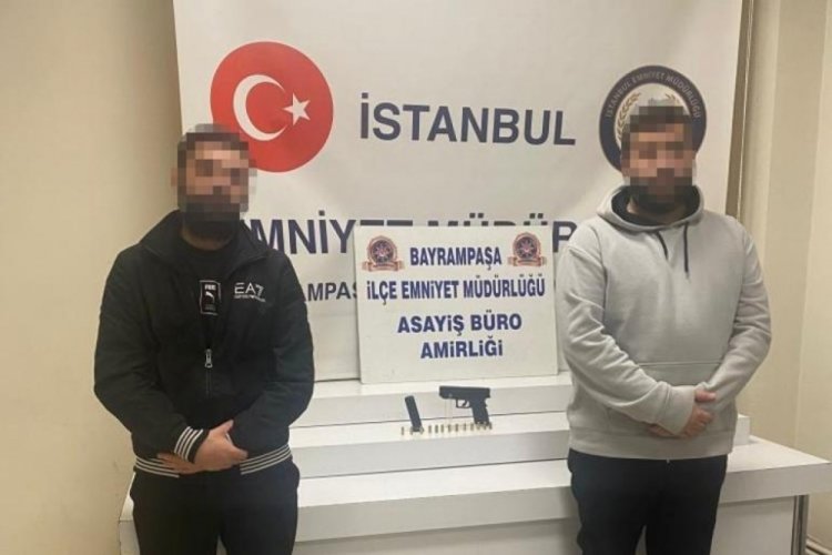 İstanbul'da trafikte eşi ile tartışan adamı, tetik&ccedil;i tutup vurdu