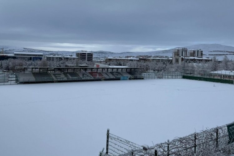 Elazığ amat&ouml;r&uuml;ne kar engeli