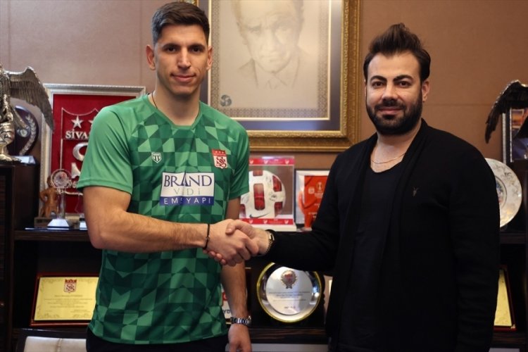 Sivasspor, kaleci Nikolic'i transfer etti
