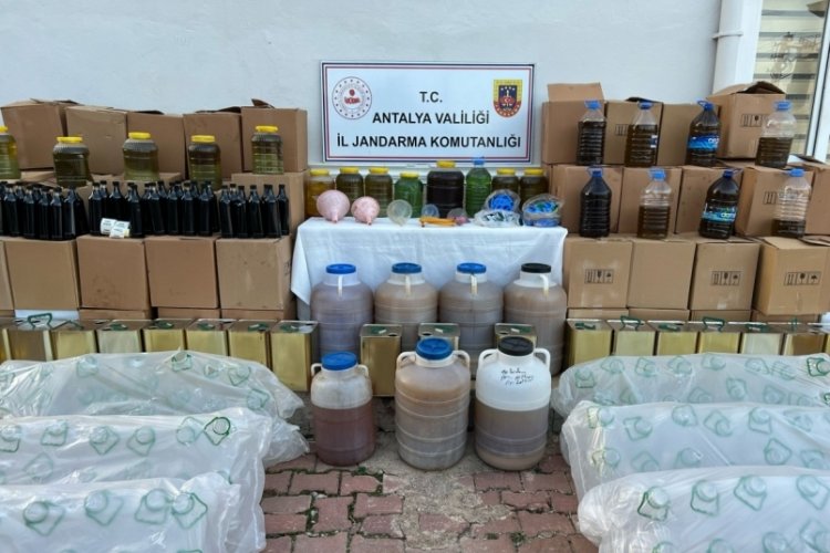 Antalya'da 3,5 ton sahte zeytinyağı ele ge&ccedil;irildi