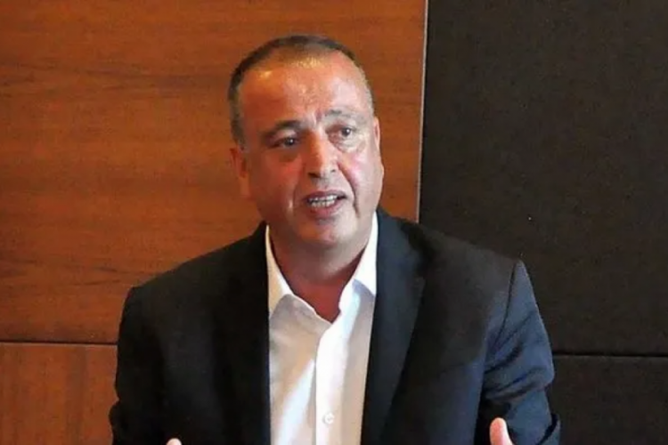 CHP'li Battal İlgezdi istifa etti