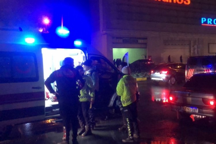 Zonguldak'ta trafik kazası sonrasında kavga &ccedil;ıktı