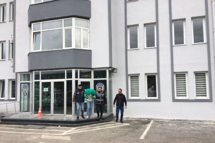 Kocaeli'de 900 bin TL'lik malzeme &ccedil;alan 3 ş&uuml;pheli yakalandı