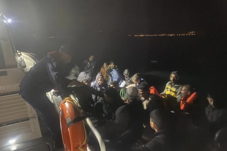 &Ccedil;anakkale'de 38 ka&ccedil;ak g&ouml;&ccedil;men yakalandı