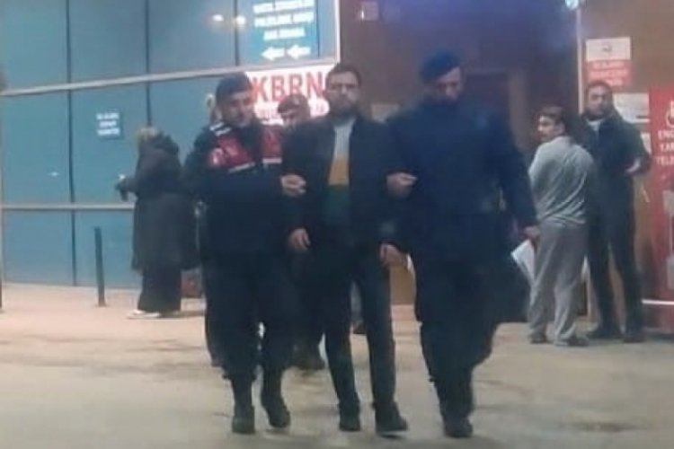 Bursa'da oğlu tarafından &ouml;ld&uuml;r&uuml;len kadın, g&ouml;zyaşlarıyla toprağa verildi