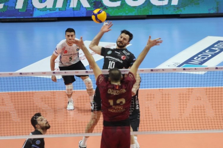 Bursa B&uuml;y&uuml;kşehir Belediyespor Galatasaray HDI Sigorta'ya mağlup oldu