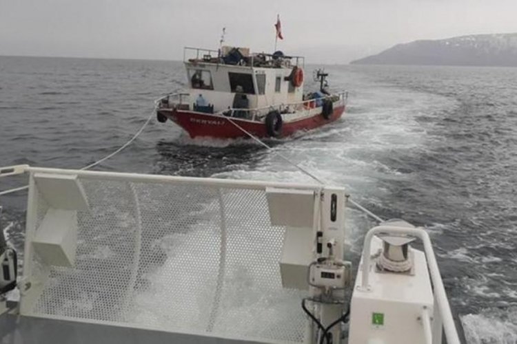 Bitlis'te tekne kaptanı hemen 112'yi aradı! Deniz polisi kurtardı