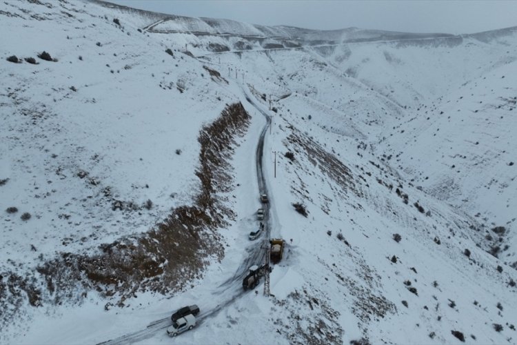 Malatya'da 28 mahalle yolu kar nedeniyle ulaşıma kapandı