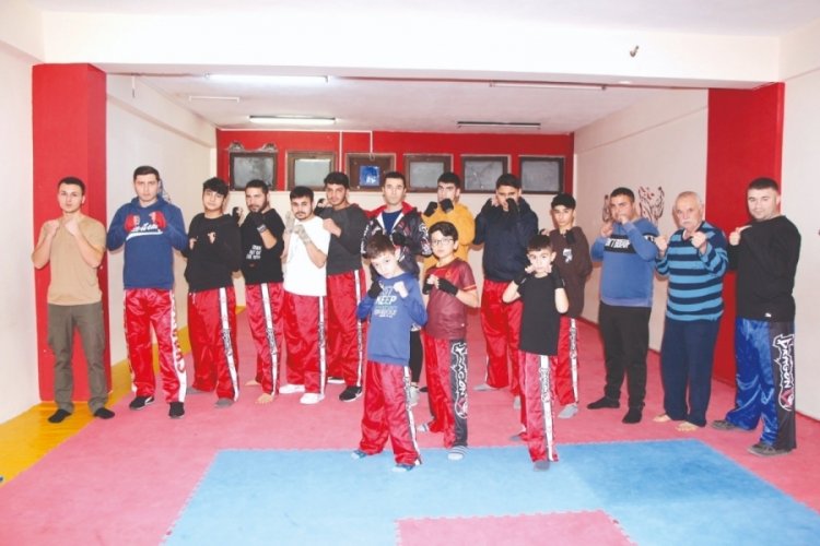 &Ccedil;orum'da kick boks antrenmanları yeniden başladı