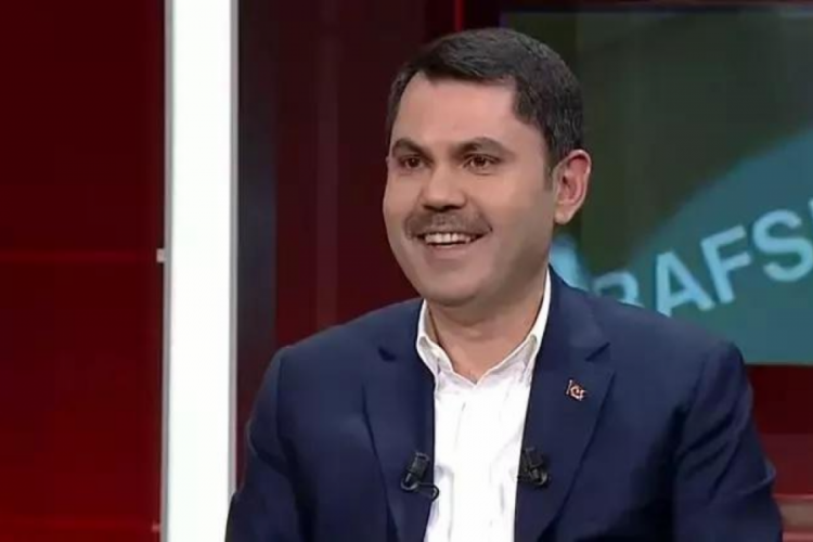 İBB Adayı Murat Kurum: İstanbul'da ulaşım, deprem, su sorunu &ouml;n plana &ccedil;ıkıyor