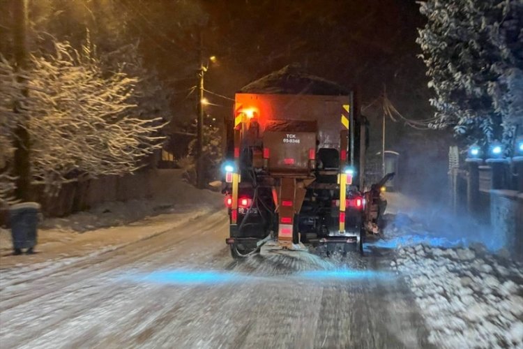 Sakarya'da Kocaali-Hendek yolu ulaşıma kapatıldı