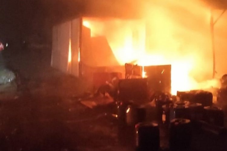 &Ccedil;orum'da OSB'deki kaps&uuml;l fabrikasında yangın!