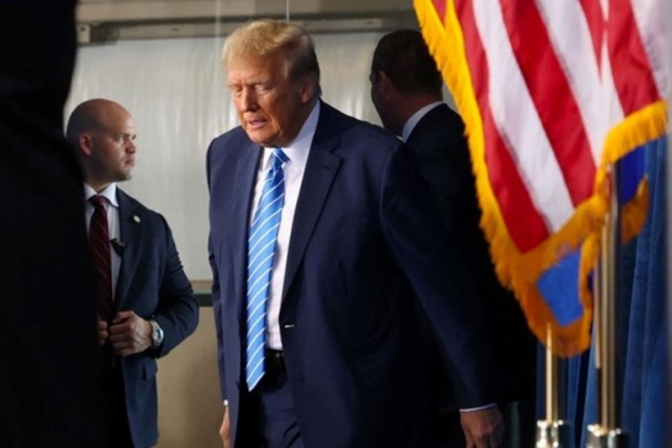 Trump: &Uuml;lkemiz Biden'ın başkomutanlığı ile ayakta kalamaz