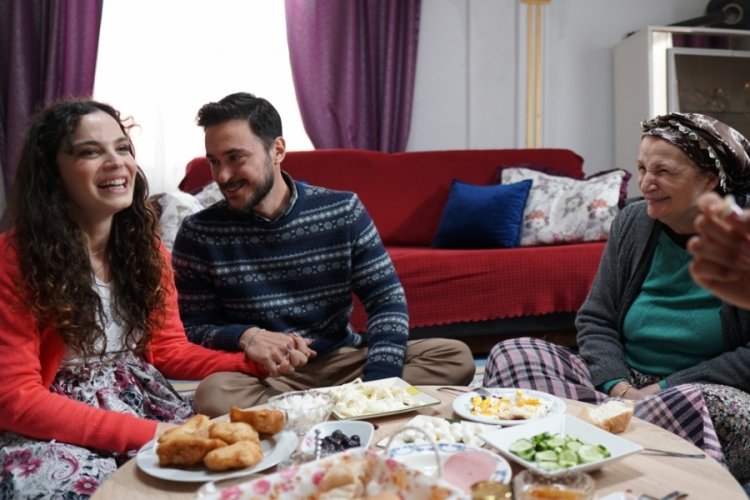 Aslı Bekiroğlu: Romanlara &ouml;nyargı bu filmle yıkılacak