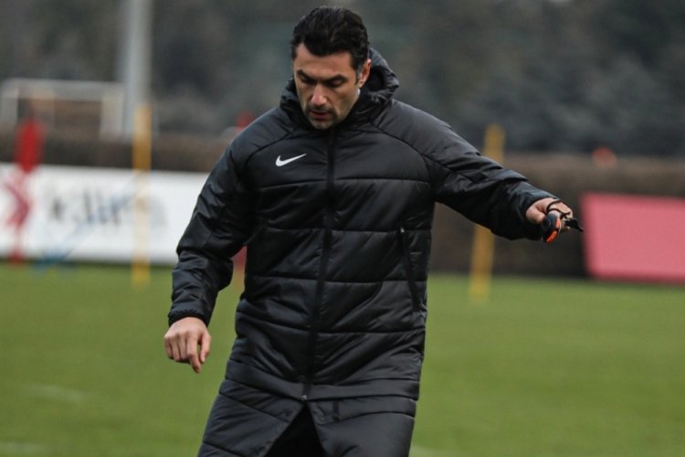 Kayserispor Teknik Direkt&ouml;r&uuml; Burak Yılmaz, ilk antrenmanına &ccedil;ıktı