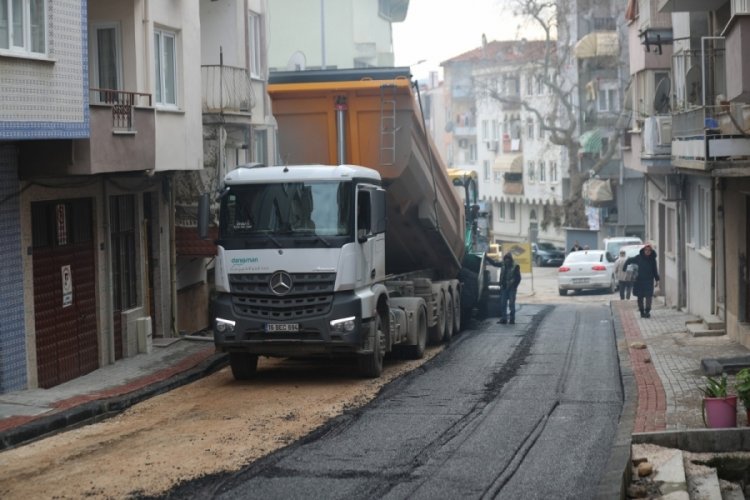 Bursa Gemlik'te  Alemdar Caddesi yeni bir g&ouml;r&uuml;n&uuml;me kavuşuyor