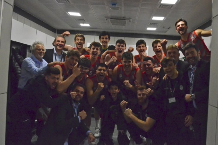Gemlik Basketbol Bordo Sportif'i deplasmanda devirdi! 79-72