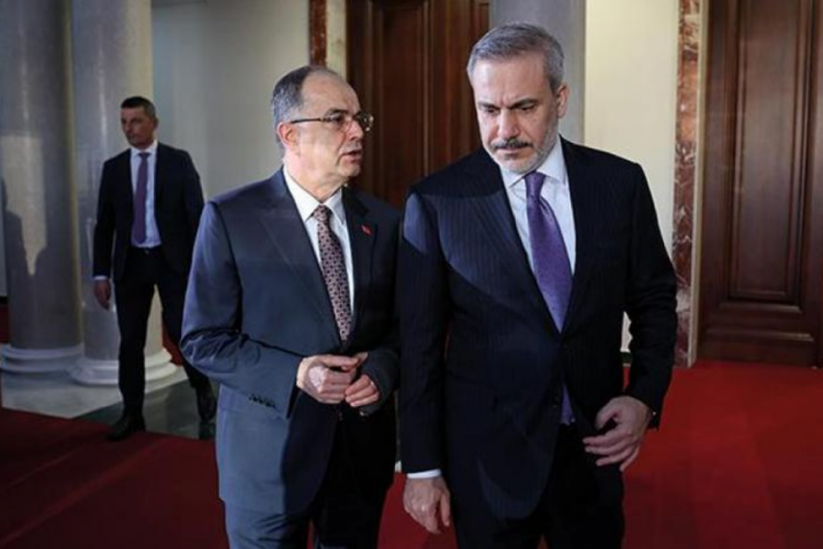 Arnavutluk Cumhurbaşkanı Begaj: Arnavutluk-T&uuml;rkiye ilişkileri stratejik &ouml;neme sahiptir