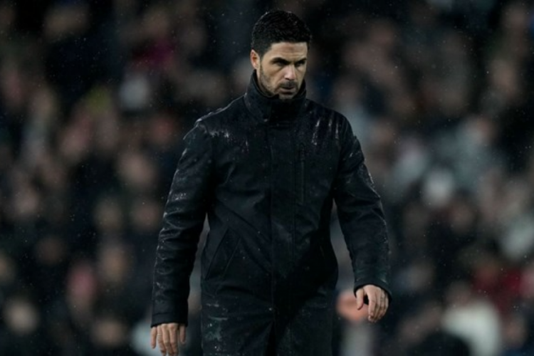 Arsenal teknik direkt&ouml;r&uuml; Arteta'dan takımdan ayrılacağı iddialarına yanıt