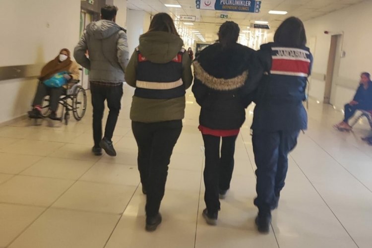 İzmir merkezli 9 ilde ter&ouml;r operasyonu! 24 g&ouml;zaltı
