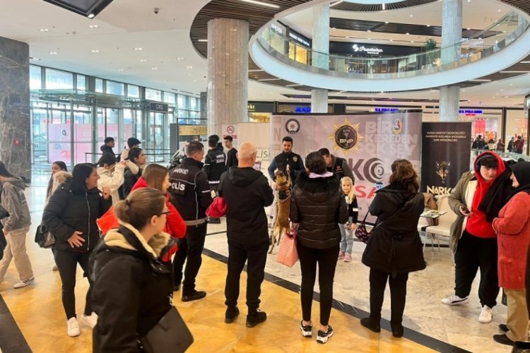 Bursa Emniyet M&uuml;d&uuml;rl&uuml;ğ&uuml;'nden 17 ayrı farkındalık eğitimi