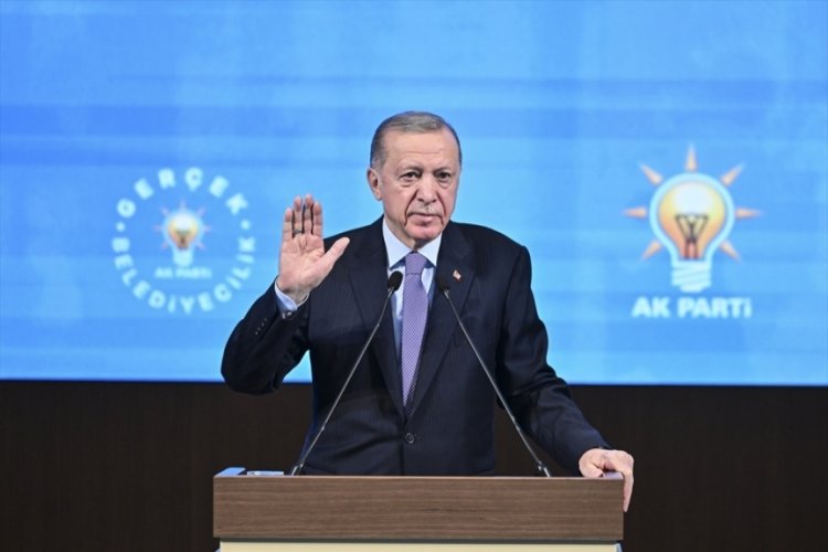 Erdoğan, "Se&ccedil;im&nbsp;Beyannamesini" a&ccedil;ıkladı