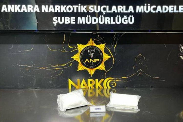 Ankara'da uyuşturucu operasyonu: 3 kişi g&ouml;zaltına alındı