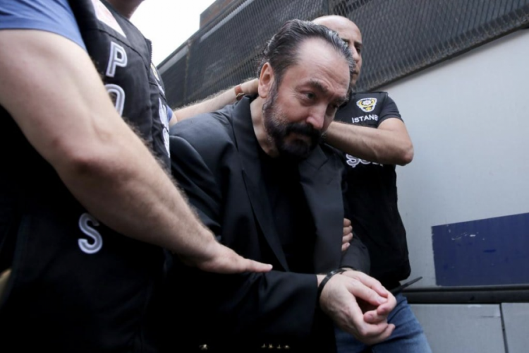 Adnan Oktar ve 16 sanık hakkında g&ouml;r&uuml;len dava karara bağlandı
