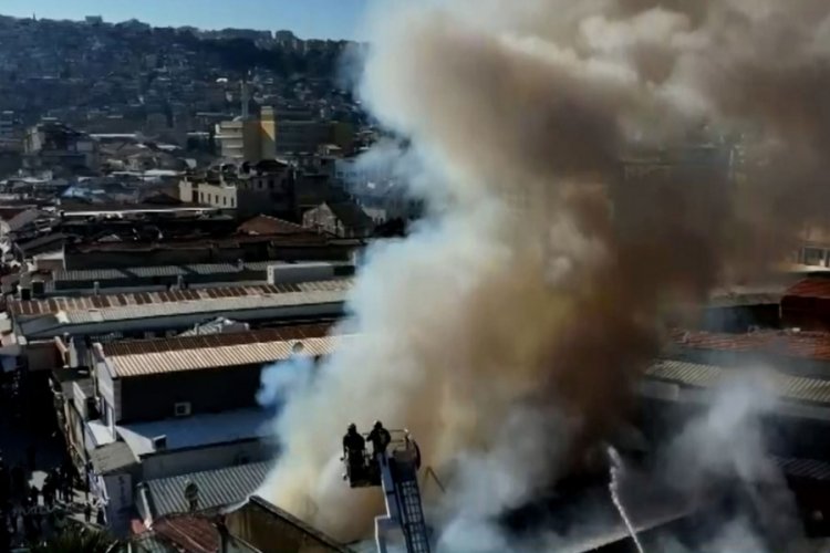 İzmir'de korkutan yangın!