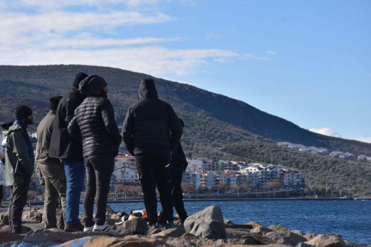 İzmir'de kayıp balık&ccedil;ıyı arama &ccedil;alışmaları 3'&uuml;nc&uuml; g&uuml;n&uuml;nde s&uuml;r&uuml;yor
