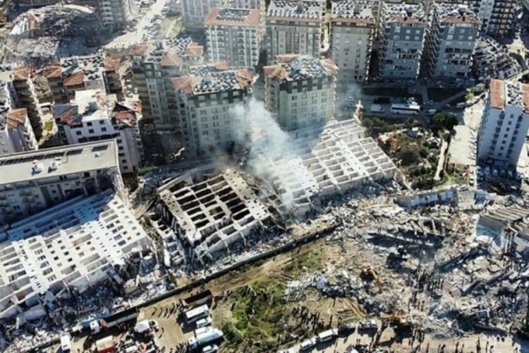 Hatay'daki R&ouml;nesans Rezidans'ın yıkılmasıyla ilgili 8 sanığa dava