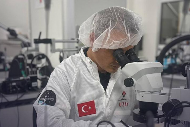 Bakan Kacır, 'MİYOKA' deneyinin tanıtımını paylaştı