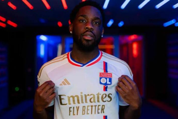 Olimpik Lyon, Orel Mangala'yı kiralık olarak kadrosuna kattı