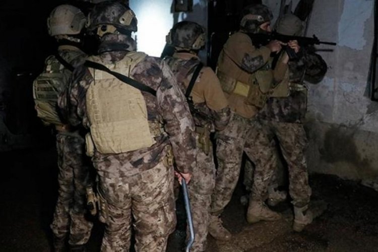 Balıkesir'de ''Kafes-34'' operasyonu: Organize su&ccedil; &ouml;rg&uuml;t&uuml; &ccedil;&ouml;kertildi
