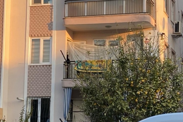 Aydın'da bir kişi evinin balkonunda &ouml;l&uuml; bulundu