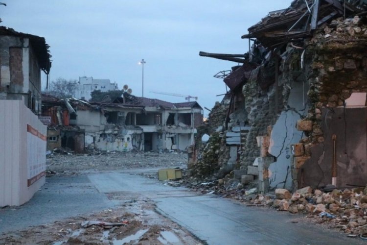 Hatay'ın kalbi Saray Caddesi, depremden sonra tanınmaz hale geldi