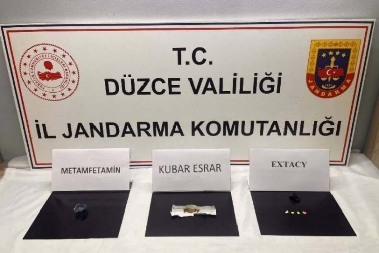 D&uuml;zce'de uyuşturucu kullanan 12 kişi hakkında işlem yapıldı