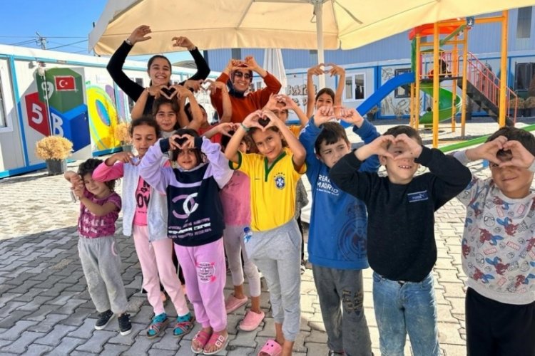 Uludağ Enerji depremin yıl d&ouml;n&uuml;m&uuml;nde Hatay'da umut ışığı oluyor