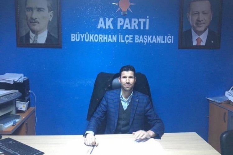 Kamil Turhan kimdir?