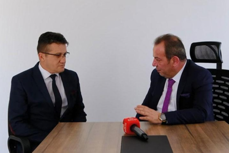 Bolu Belediye Başkanı &Ouml;zcan g&ouml;revine son verdiği zabıta m&uuml;d&uuml;r&uuml;n&uuml; geri aldı