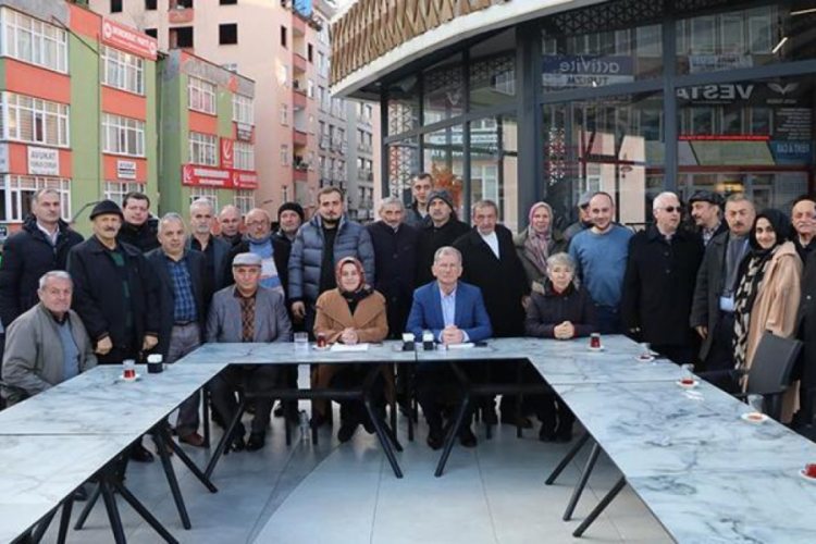 İYİ Parti'de Rize İl başkanı ve 200 partili istifa etti!