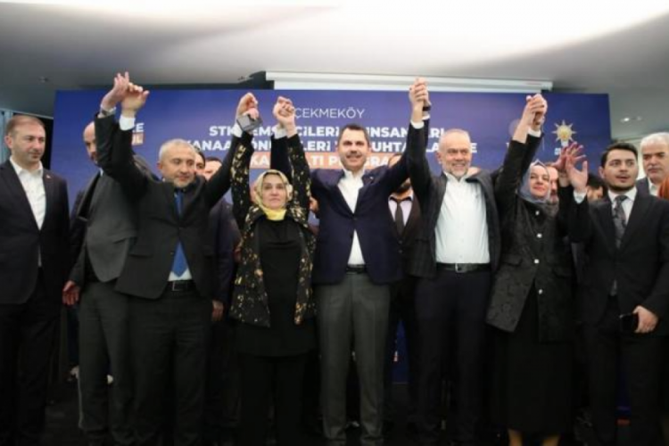 Murat Kurum: Biz de kollar bir kere sıvandı mı bir daha geri sarılmaz