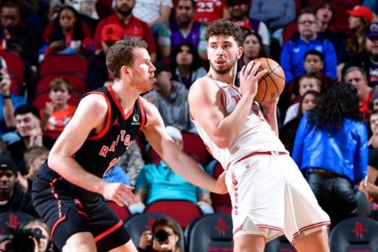 Alperen Şeng&uuml;n 'double-double' yaptı