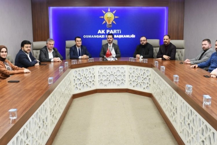 Başkan D&uuml;ndar: Osmangazi'nin bur&ccedil;larına yeniden AK Parti Bayrağı dikeceğiz